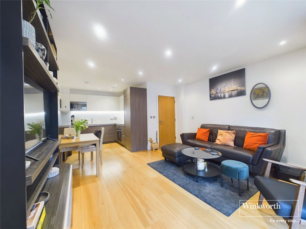 Property photo 1 of 7 Open Plan Living