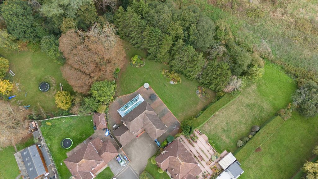 Additional image 24 of 5 bed detached house for saleWyldwood Close, Harlow CM17