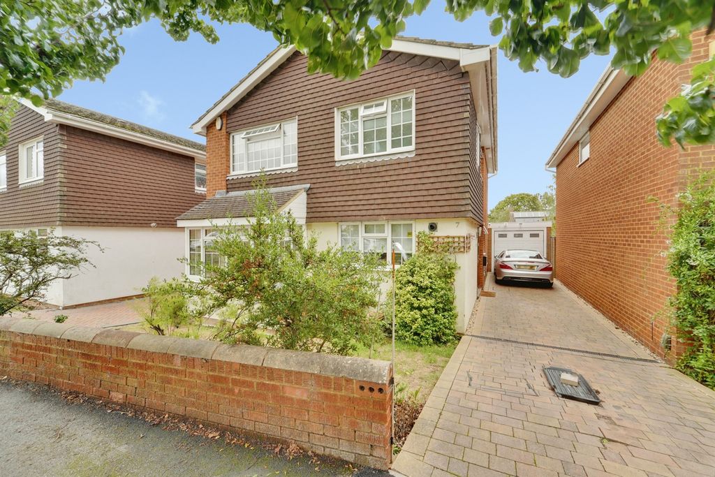 Property photo 1 of 24