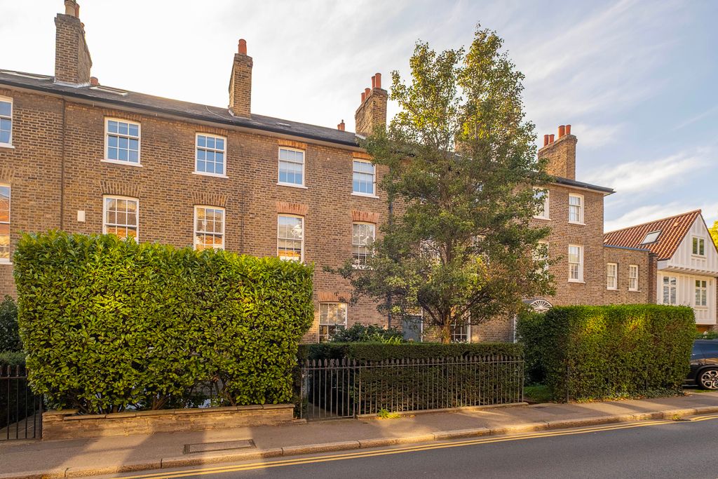 Property photo 1 of 29