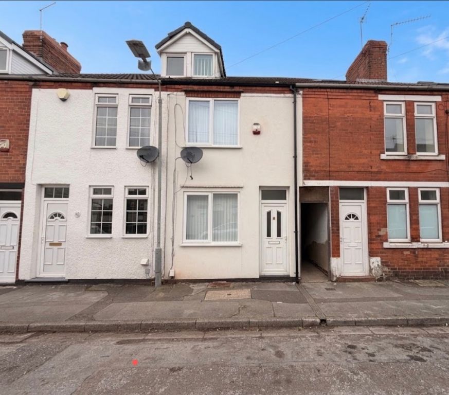 Property photo 1 of 18