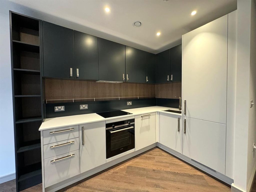 Property photo 1 of 27 Kitchen Pic 2.Jpg