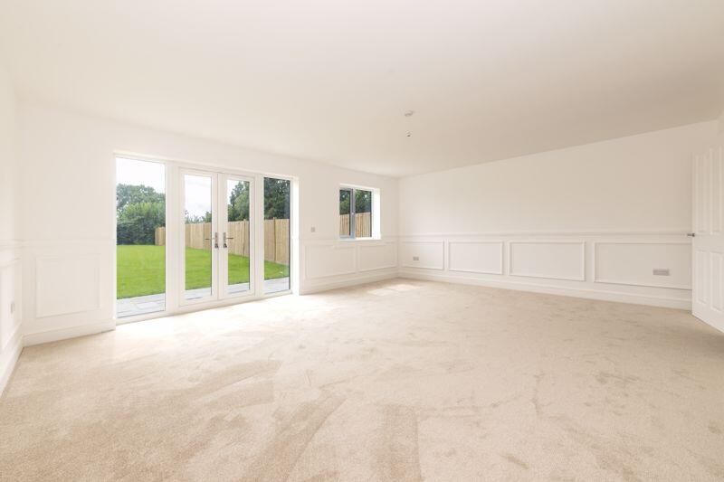 Property photo 3 of 23 Living Room