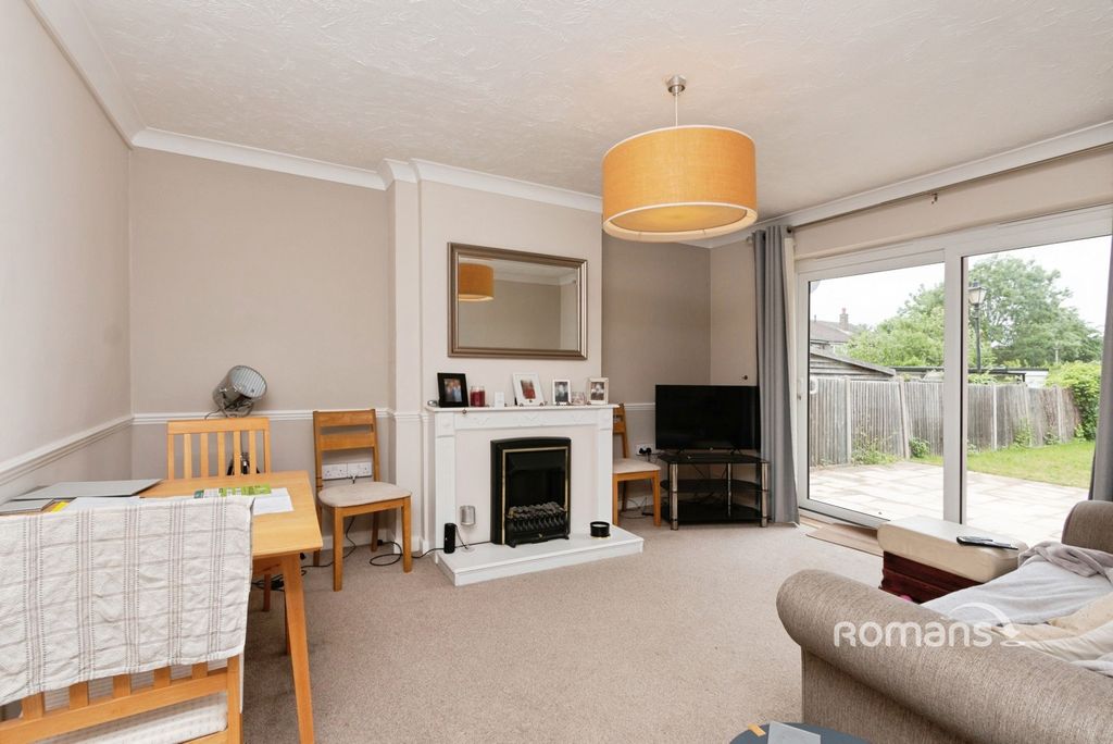 Property photo 2 of 7 Pbox-Img.Jpg
