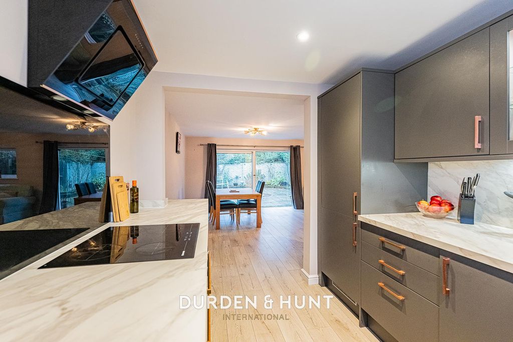 Property photo 3 of 18 Shillibeer-23.Jpg