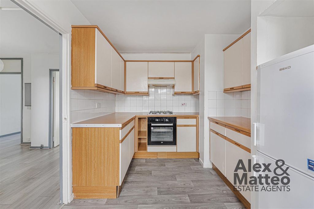 Property photo 3 of 12 Dsc08538.Jpg