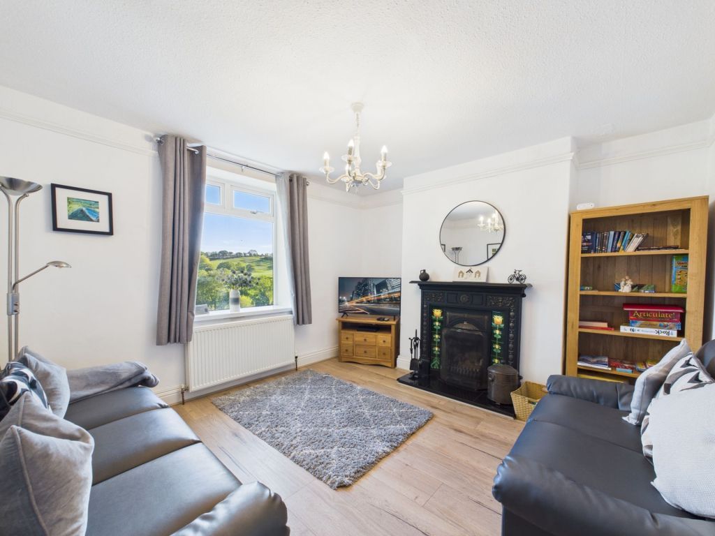 Property photo 2 of 24