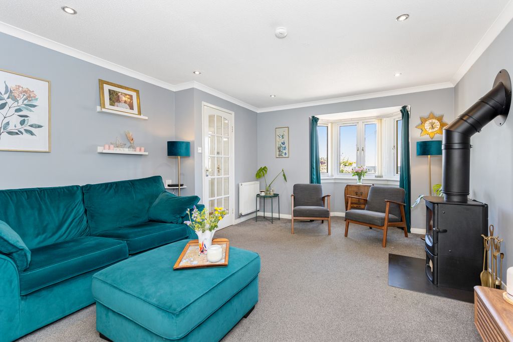 Property photo 2 of 25 Property Image 2