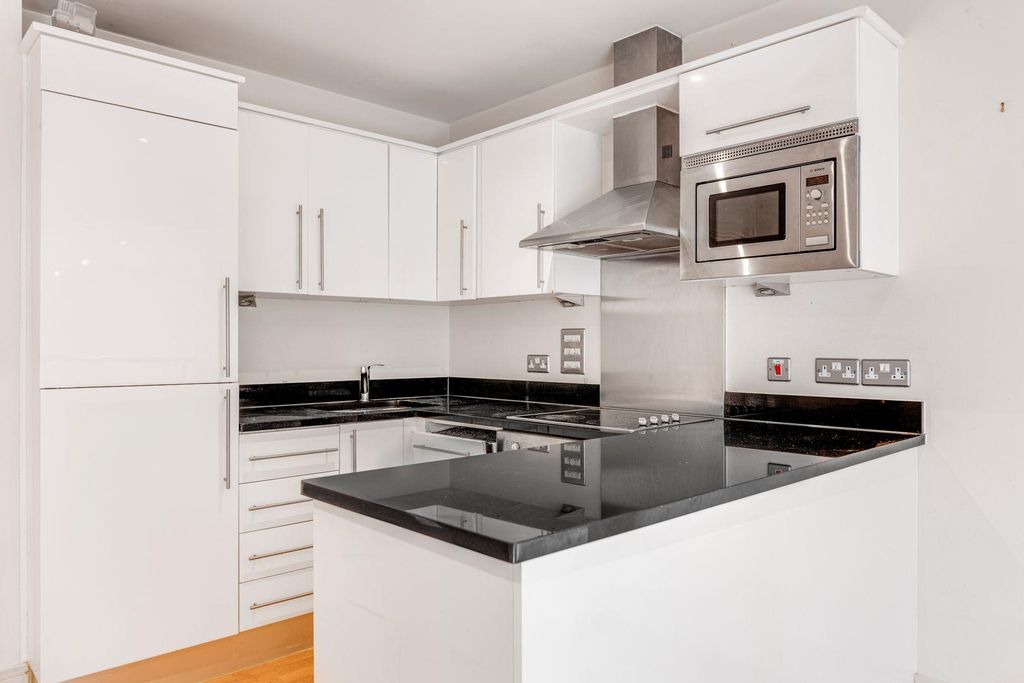 Property photo 3 of 13 Kitchen.Jpg