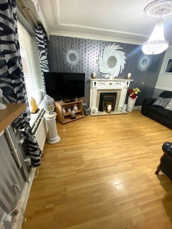 Property photo 3 of 17
