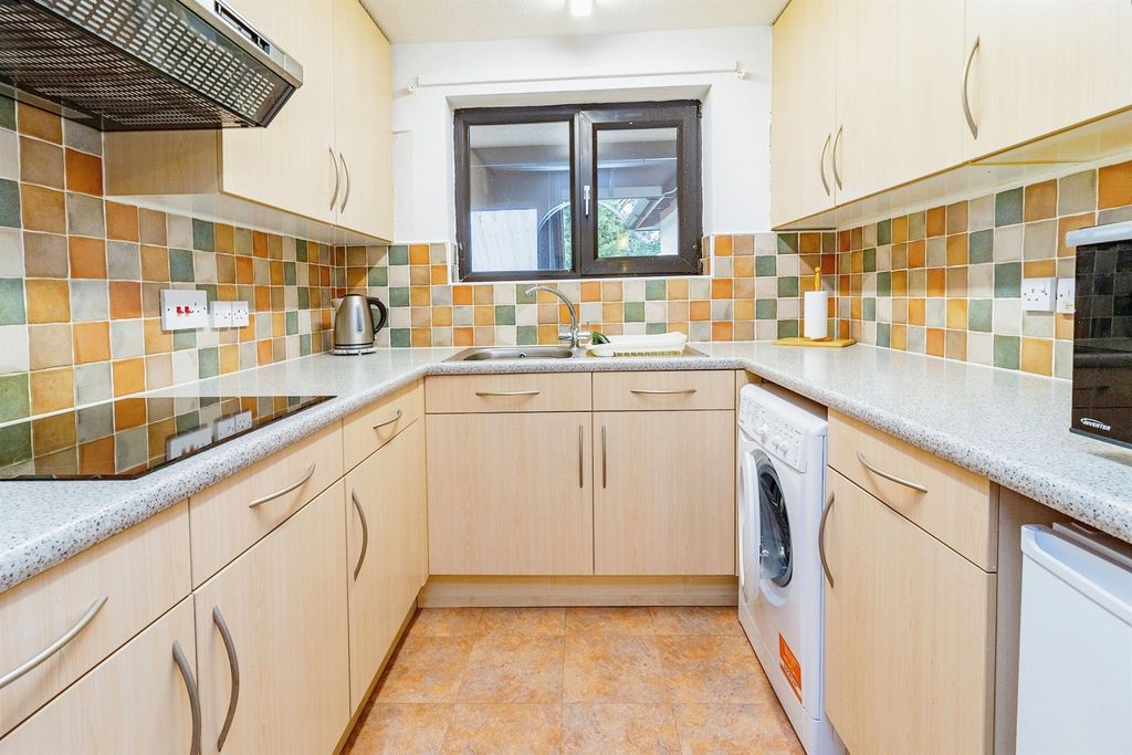 Property photo 2 of 15