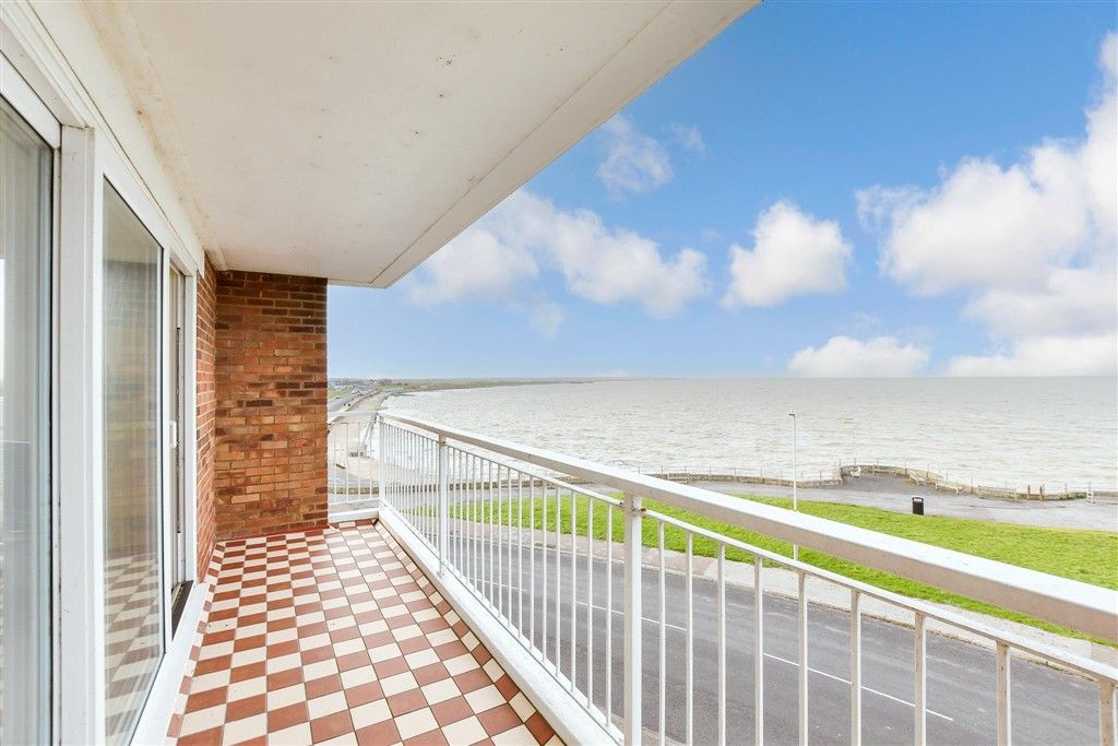Property photo 1 of 11 Balcony / Terrace