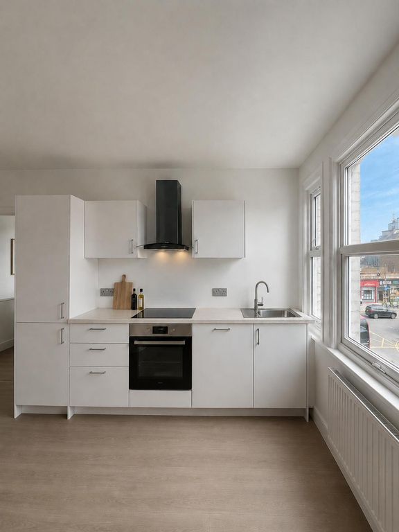 Property photo 1 of 3