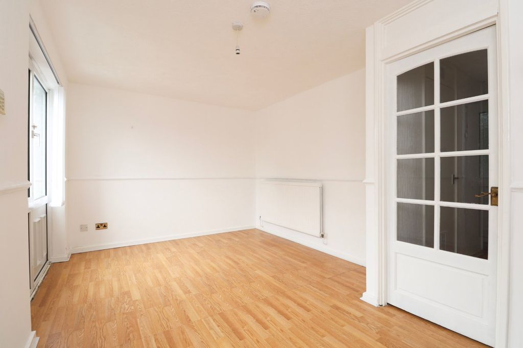 Property photo 3 of 14 Picture No. 04