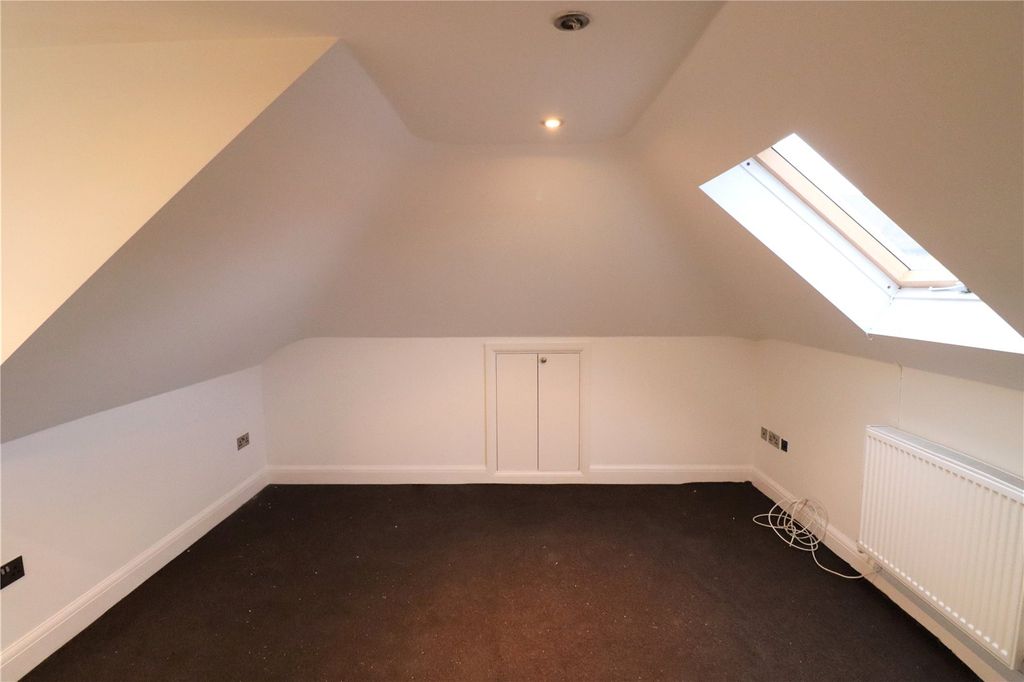 Property photo 3 of 5 Picture No. 05