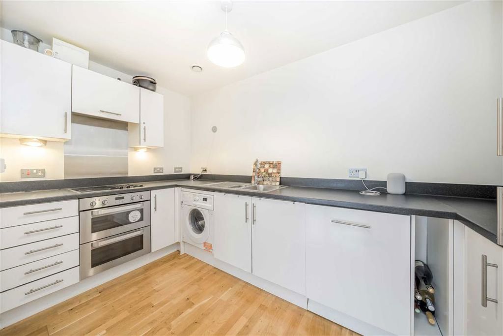 Property photo 3 of 6