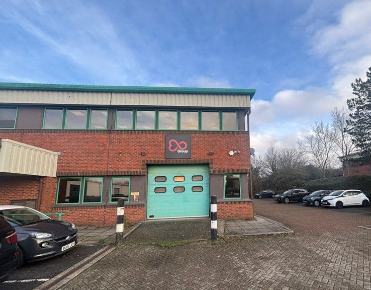 Property photo 1 of 8