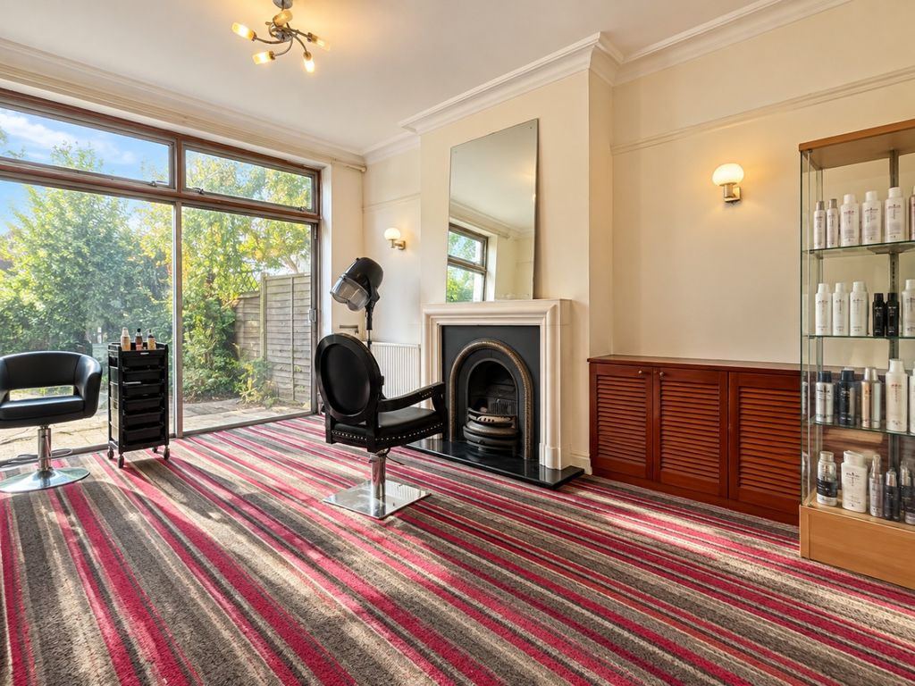 Property photo 3 of 8 5521362