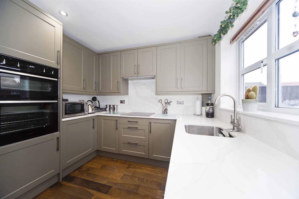 Property photo 2 of 21 Img_0590.Jpg