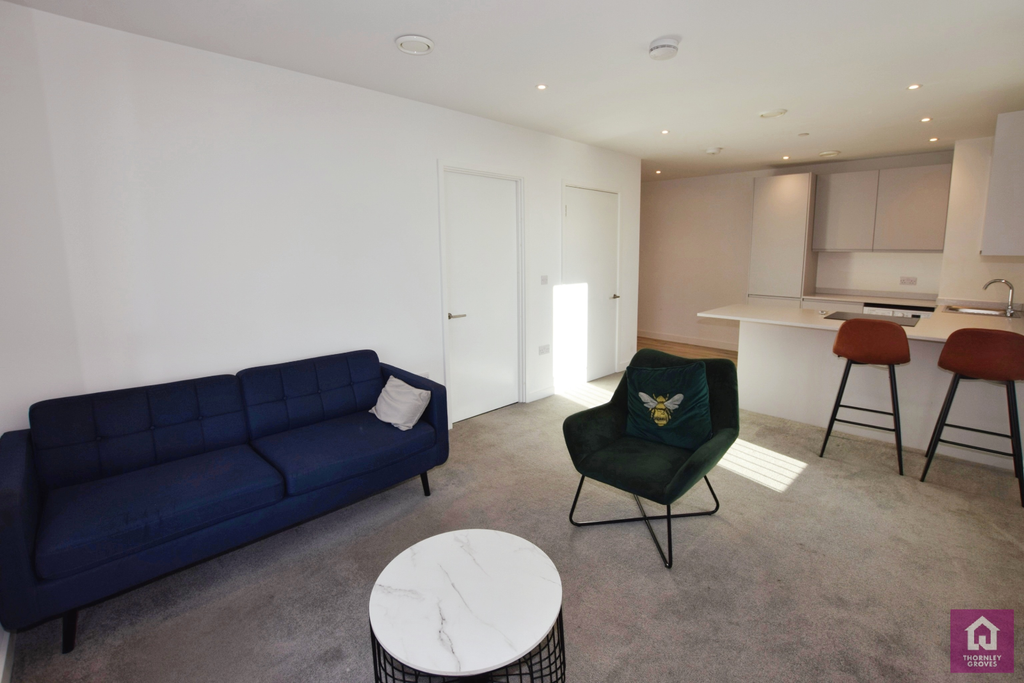 Property photo 2 of 19 Picture No. 23