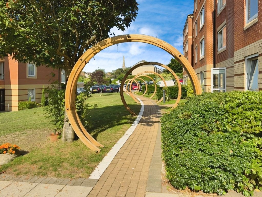 Property photo 2 of 10 Pbox-Street_Scape-321483.Jpg