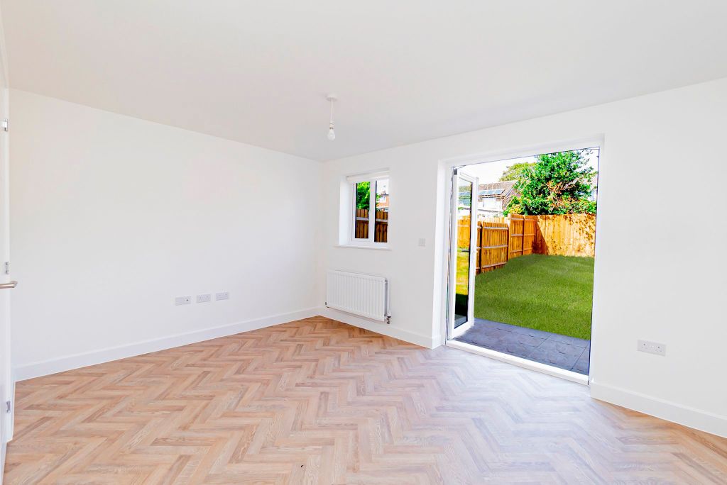 Property photo 2 of 16 Photo