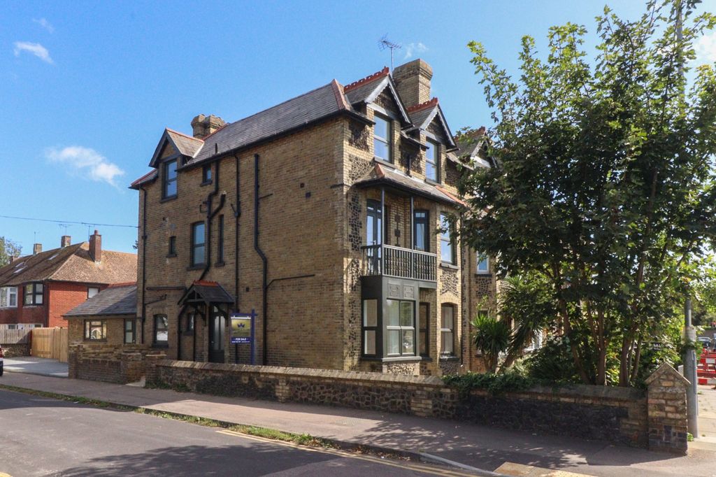 Property photo 1 of 39 Picture 1