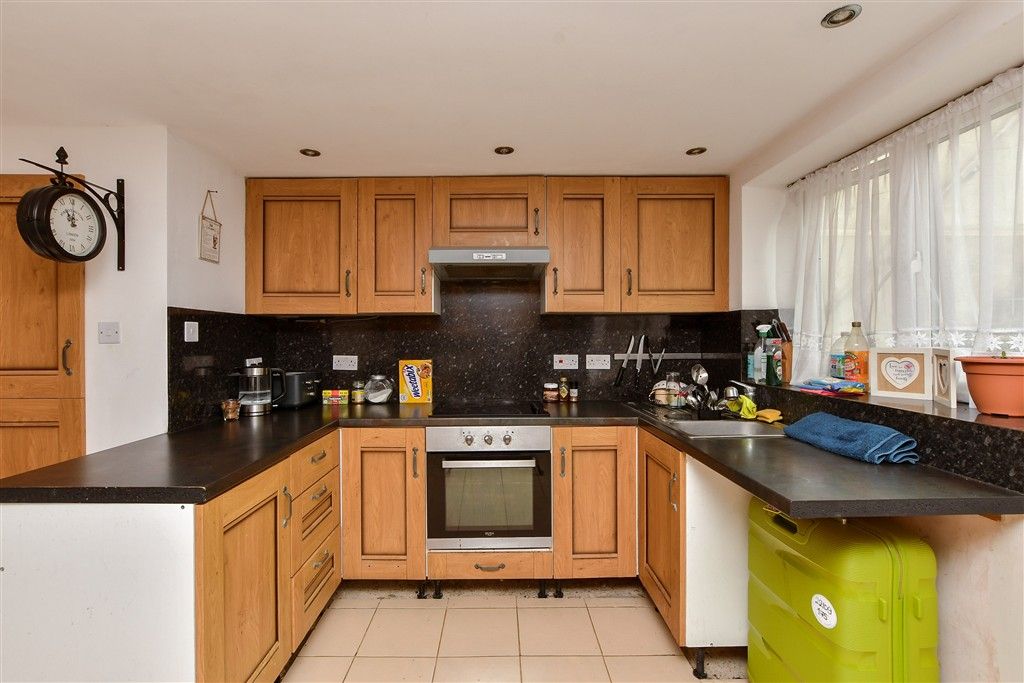 Property photo 3 of 10 Kitchen/Diner