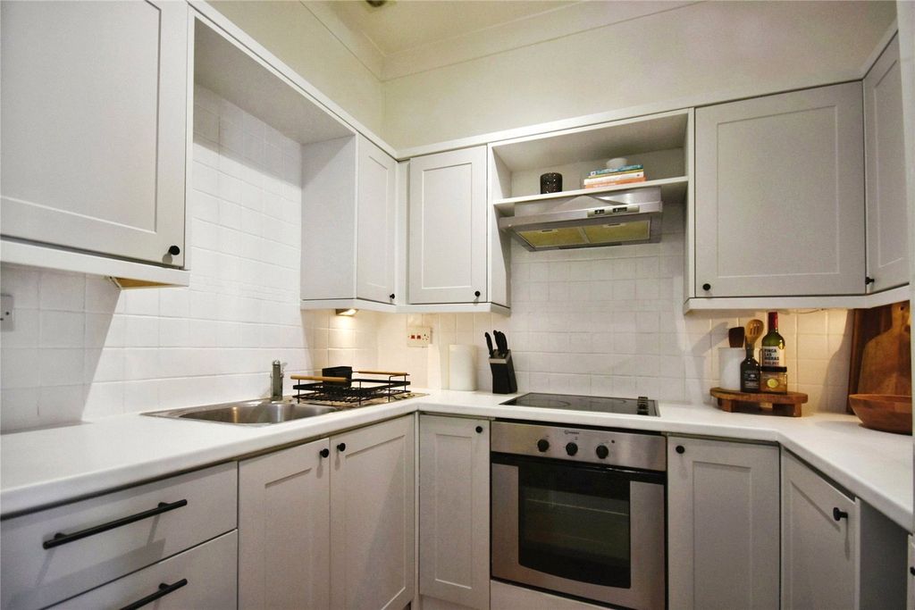 Property photo 3 of 9 Picture No. 02