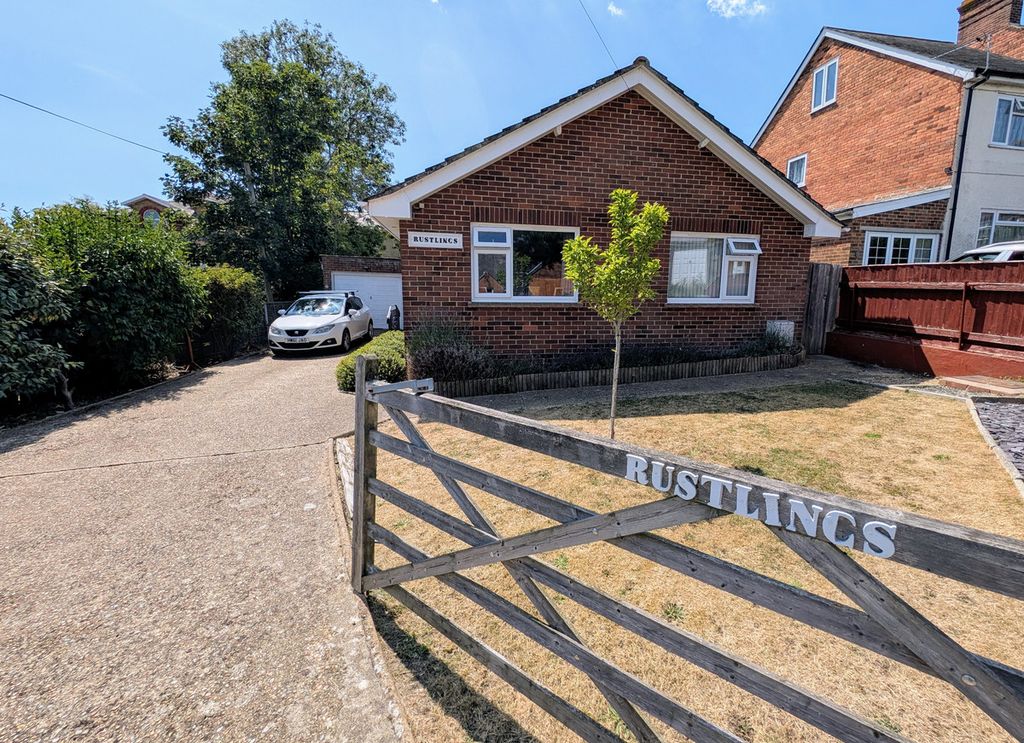 Property photo 1 of 28