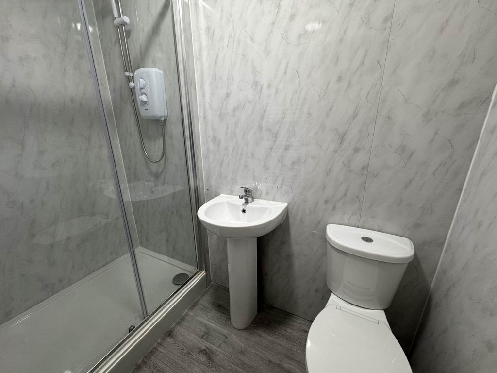 Property photo 1 of 3