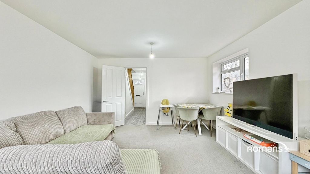 Property photo 2 of 11 Picture No. 03