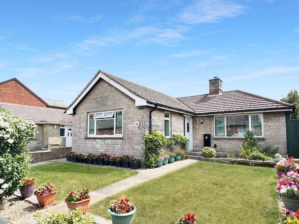 Property photo 1 of 21