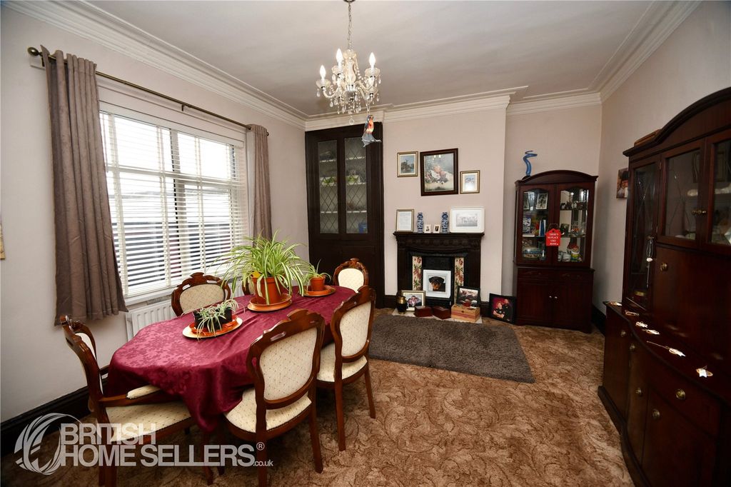 Property photo 3 of 20 Picture No. 23