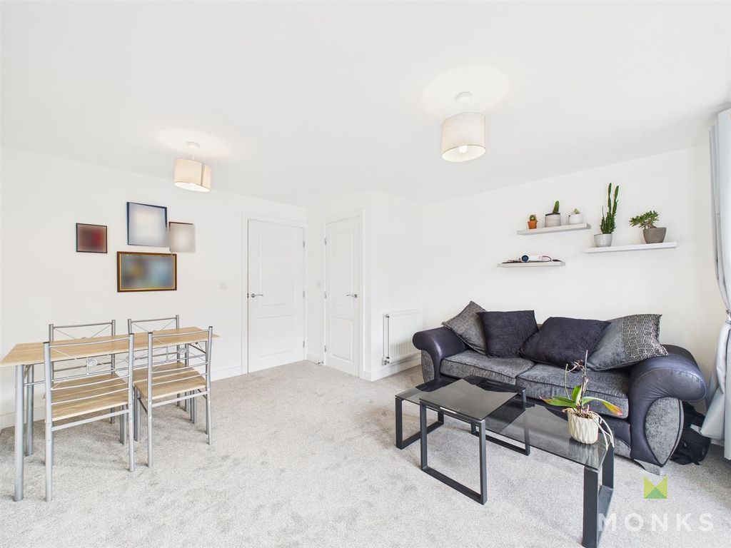 Property photo 3 of 17 Cam01520G0-Pr0319-Still012.Jpg