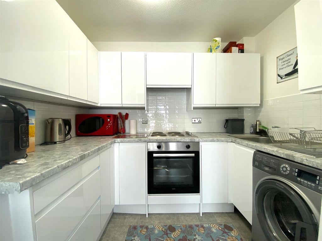 Property photo 3 of 8 Img_7161.Jpg