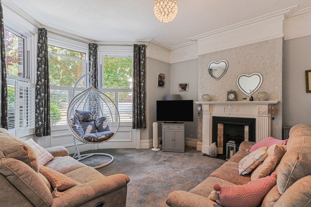 Property photo 2 of 16 333A6157