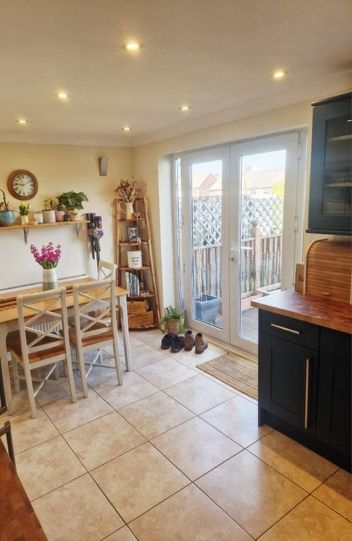 Property photo 3 of 20 Photo 9