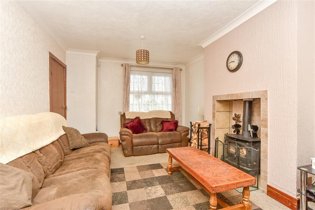 Property photo 1 of 14 Lounge
