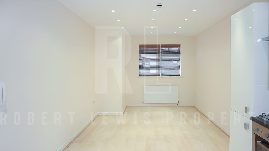 Property photo 2 of 3