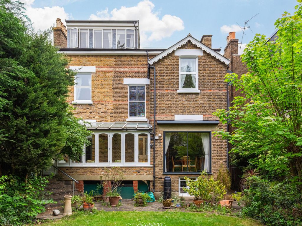 Property photo 1 of 17