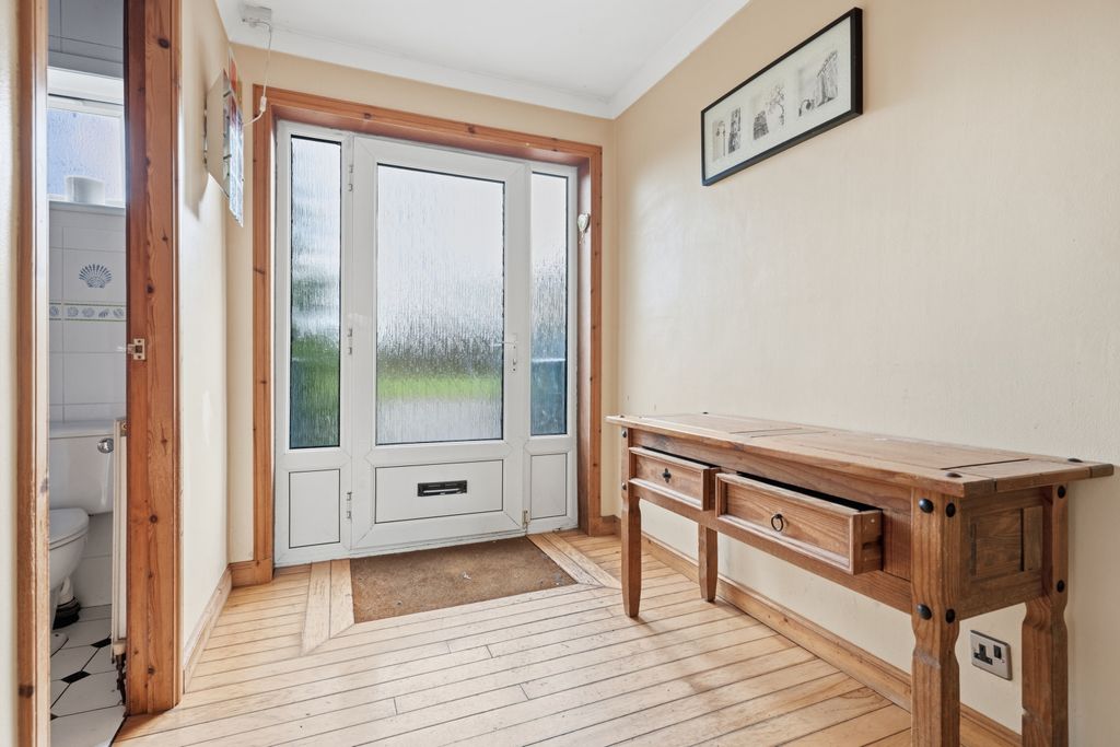 Property photo 3 of 29