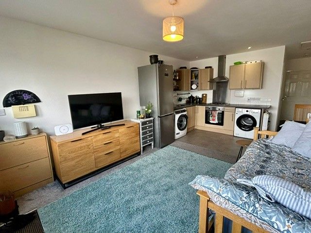 Property photo 3 of 8