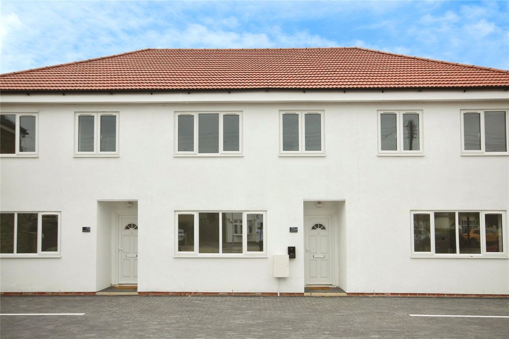 Property photo 1 of 11 Picture No. 12