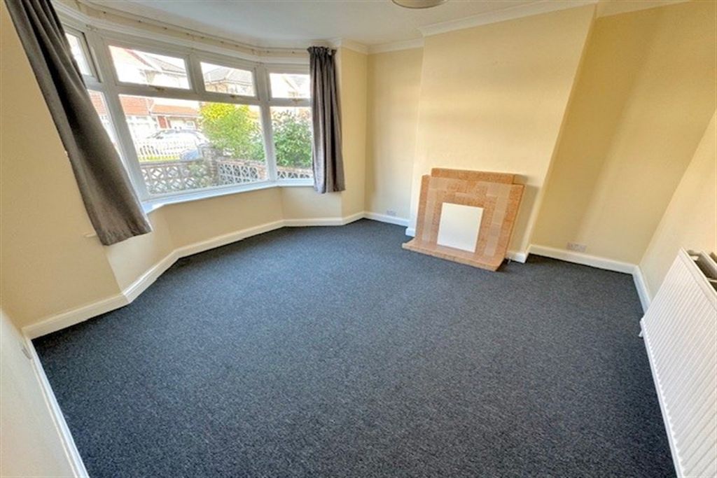 Property photo 2 of 10 (Main)