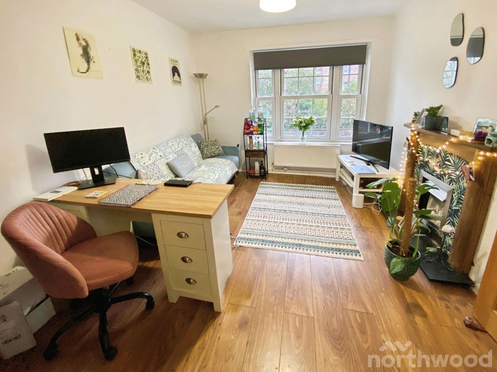 Property photo 3 of 8