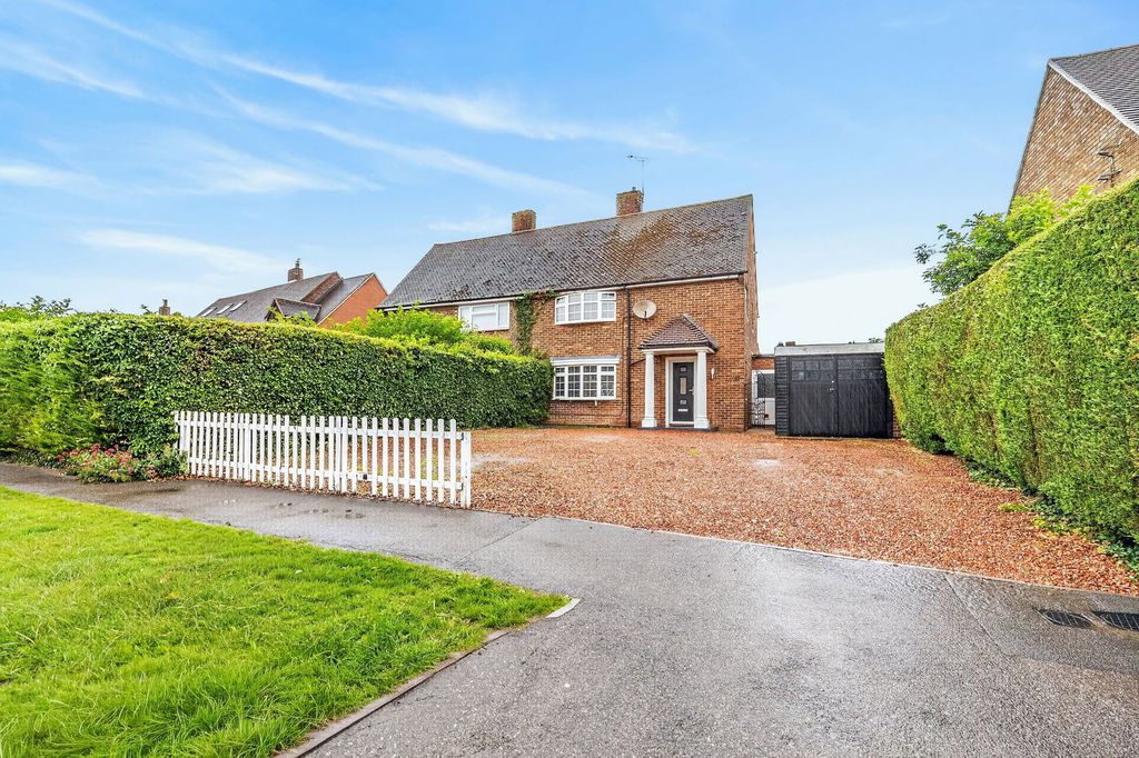 Property photo 1 of 50