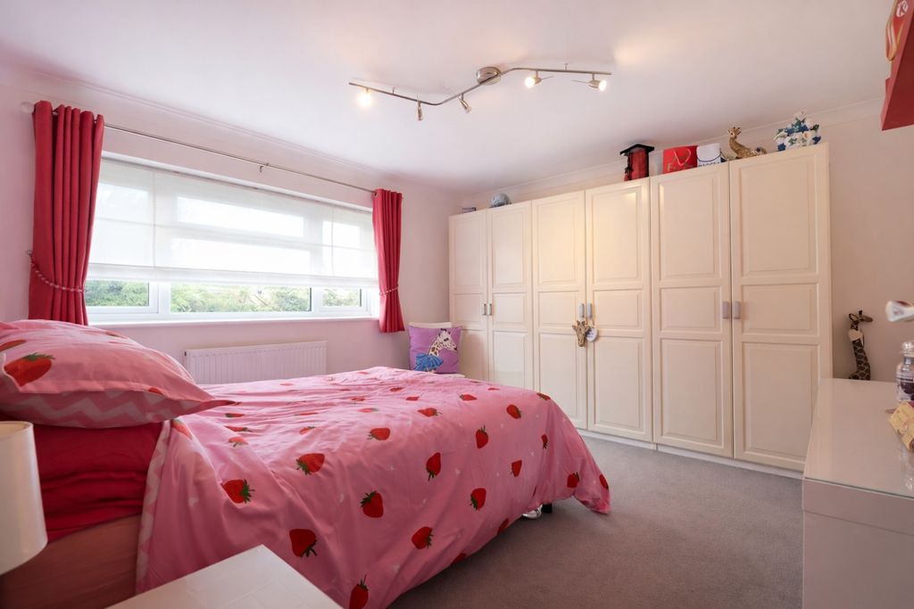 Property photo 3 of 14 Chatgpt Image Apr 20, 2026, 04_26_14 Pm