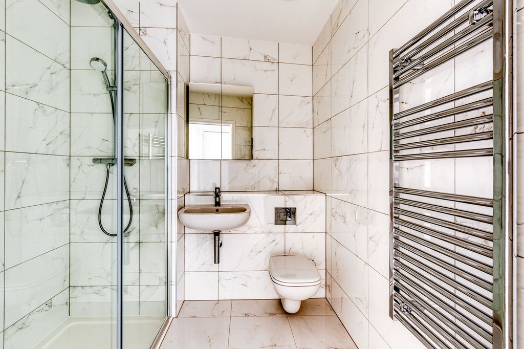 Additional image 19 of 2 bed flat for sale6 Apex Apartments, St Helier JE2