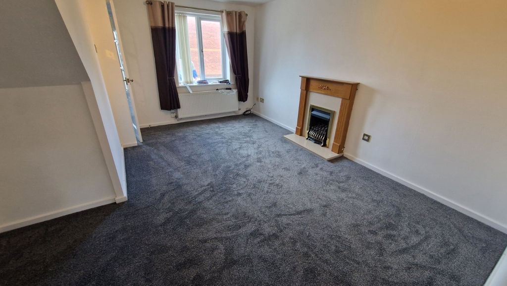 Property photo 2 of 7 Picture No. 35